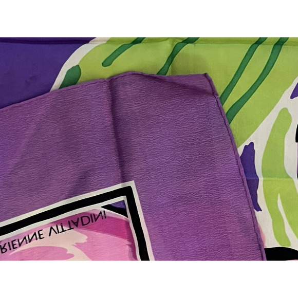 Beautiful Adrienne Vittadini Purple Tulip Floral Print Silk Scarf 32" Square Vtg - Picture 5 of 6